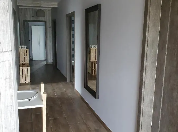 Roza Wiatrow 住宿加早餐酒店 Gorowo Ilaweckie